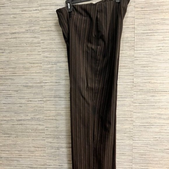 EMMA JAMES - Size XL 14/18  - Two Piece Pin Stripe Brown Career Pant Suit - EUC! - Picture 4 of 13